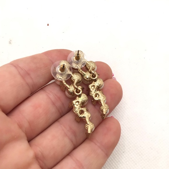 Vintage Faux Pearl & Rhinestone Gold-tone Post Dangle Earrings - Picture 6 of 6